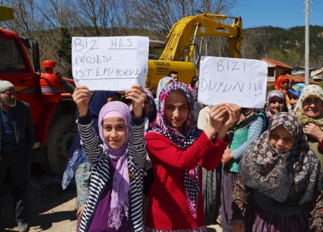 Mahdumlar Mahallesi'nde HES protestosu