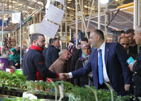 Hacıeyüpoğlu seçim çalışmalarına hız verdi