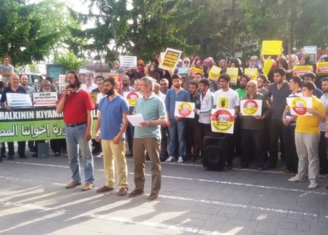 İdam kararını protesto ettiler