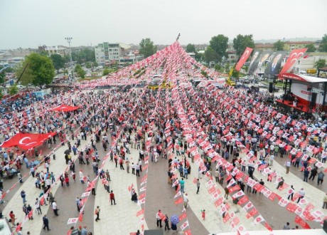 MHP Miting alanından dikkat çeken fotoğraf!