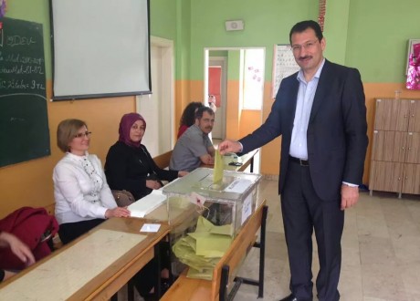 Yavuz Serdivan’da oy attı