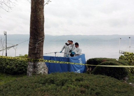 Sapanca gölünde bebek cesedi bulundu