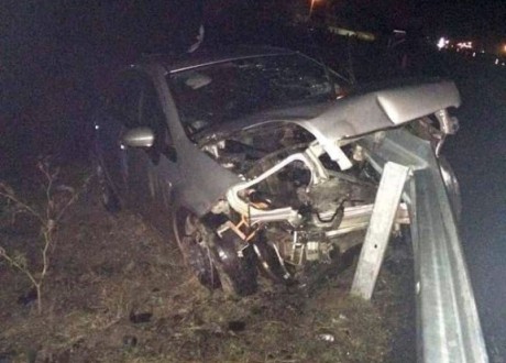 Karasu'da trafik kazası: 1 ölü, 1 ağır yaralı