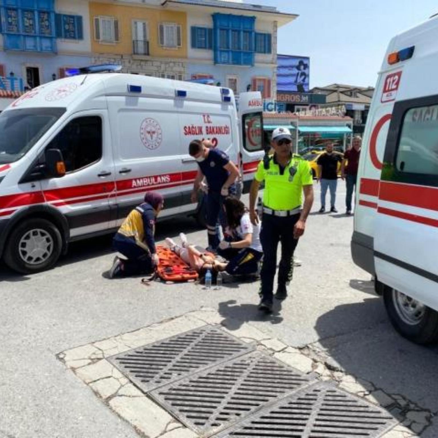 Sakarya'da otomobil ile motosiklet çarpıştı: 2 Yaralı