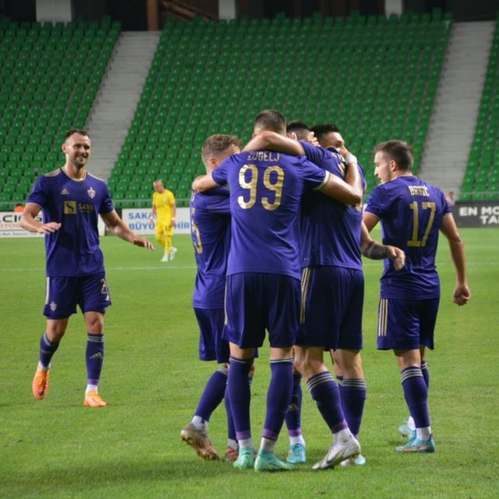 Maribor, Shakhtyor Soligorsk'u 2 golle geçti