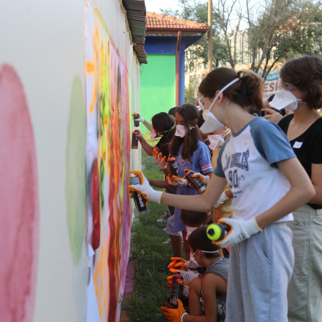 Serdivan Çocuk Bahçesi Kapanışını Grafiti Festivaliyle Yaptı