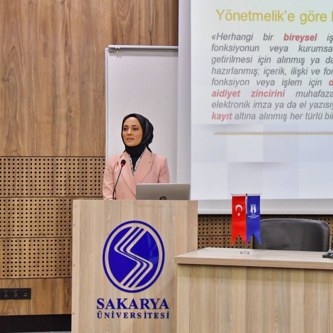 SAÜ’de Resmi Yazışmalar Tüm Yönleriyle Anlatıldı