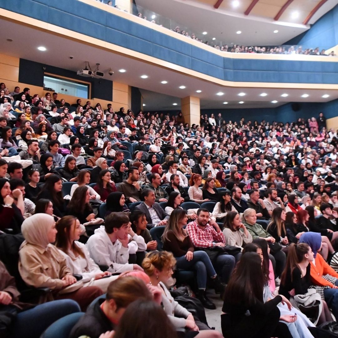 SAÜ’de Doğaçlama Tiyatro