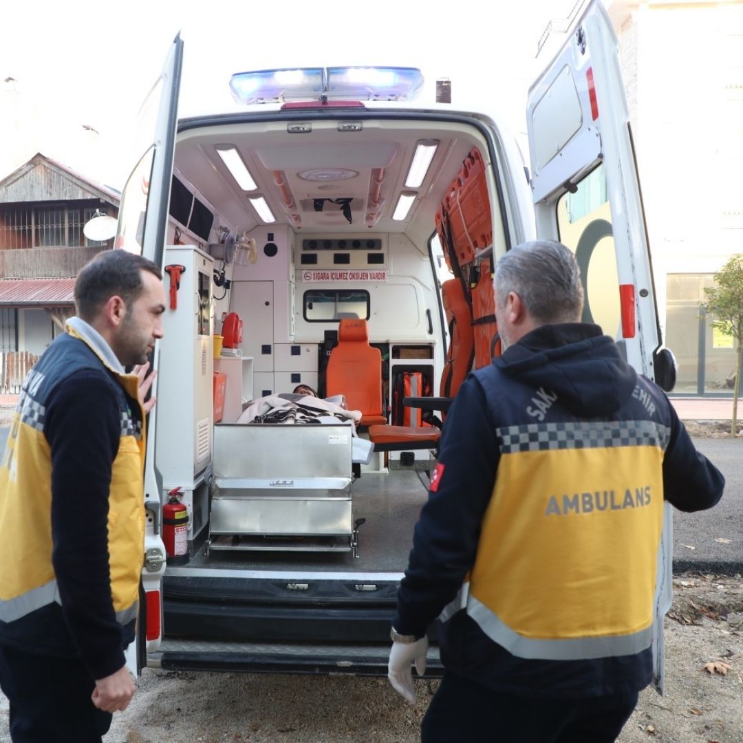 Şifaya giden yolda ellerinden tutan bir Büyükşehir var