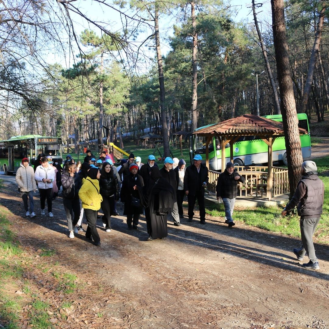 Yaşlı ve genç kuşaklar İl Ormanı’nda buluştu