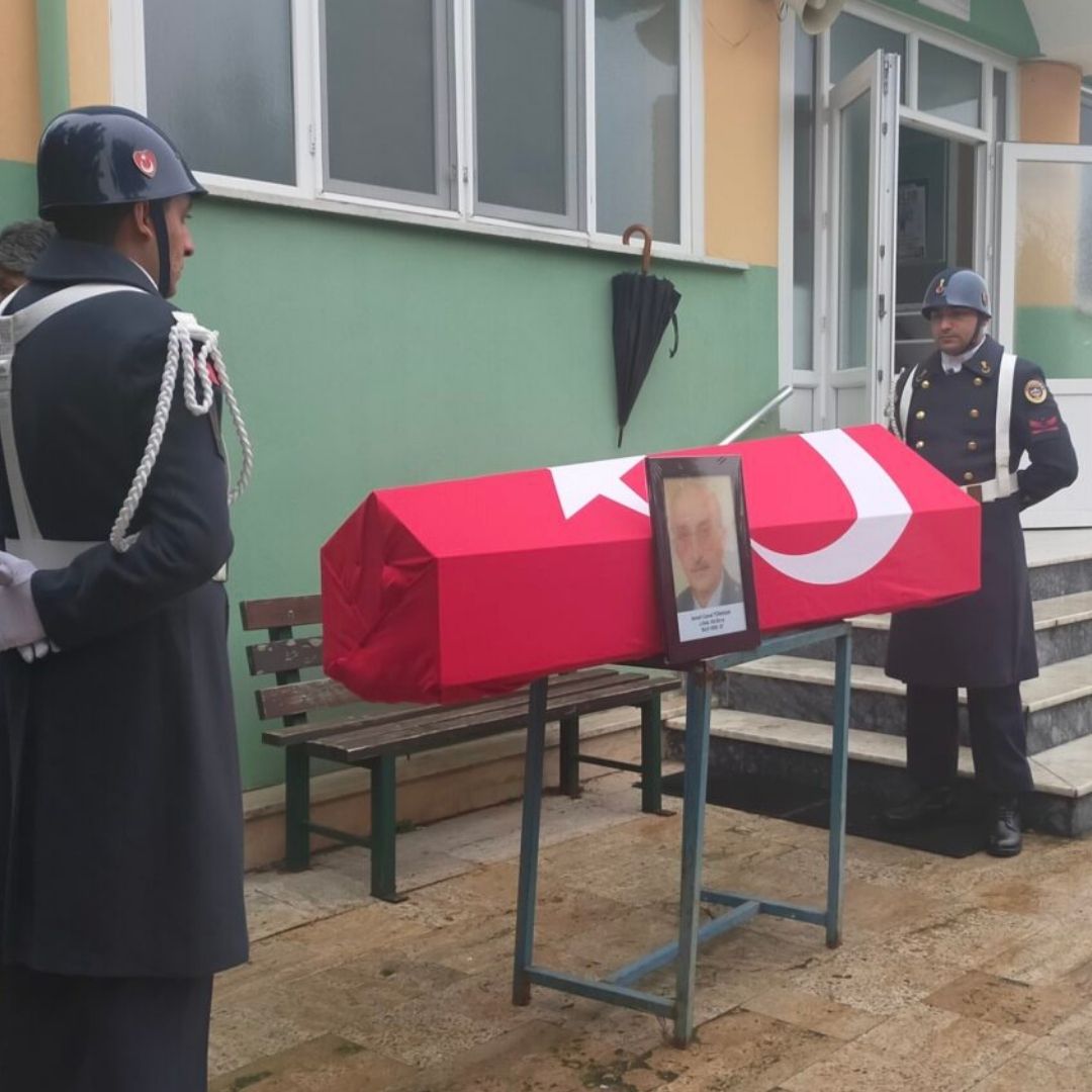 Emekli asker İsmail Cemal Türkkan törenle uğurlandı