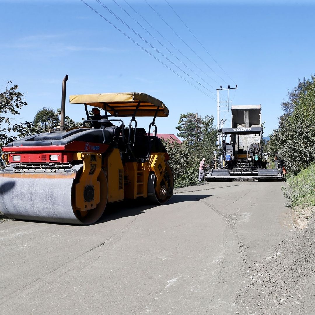 Memnuniyet artınca Büyükşehir beton yola hız verdi: 6 mahalleye 43 bin metreküp imalat