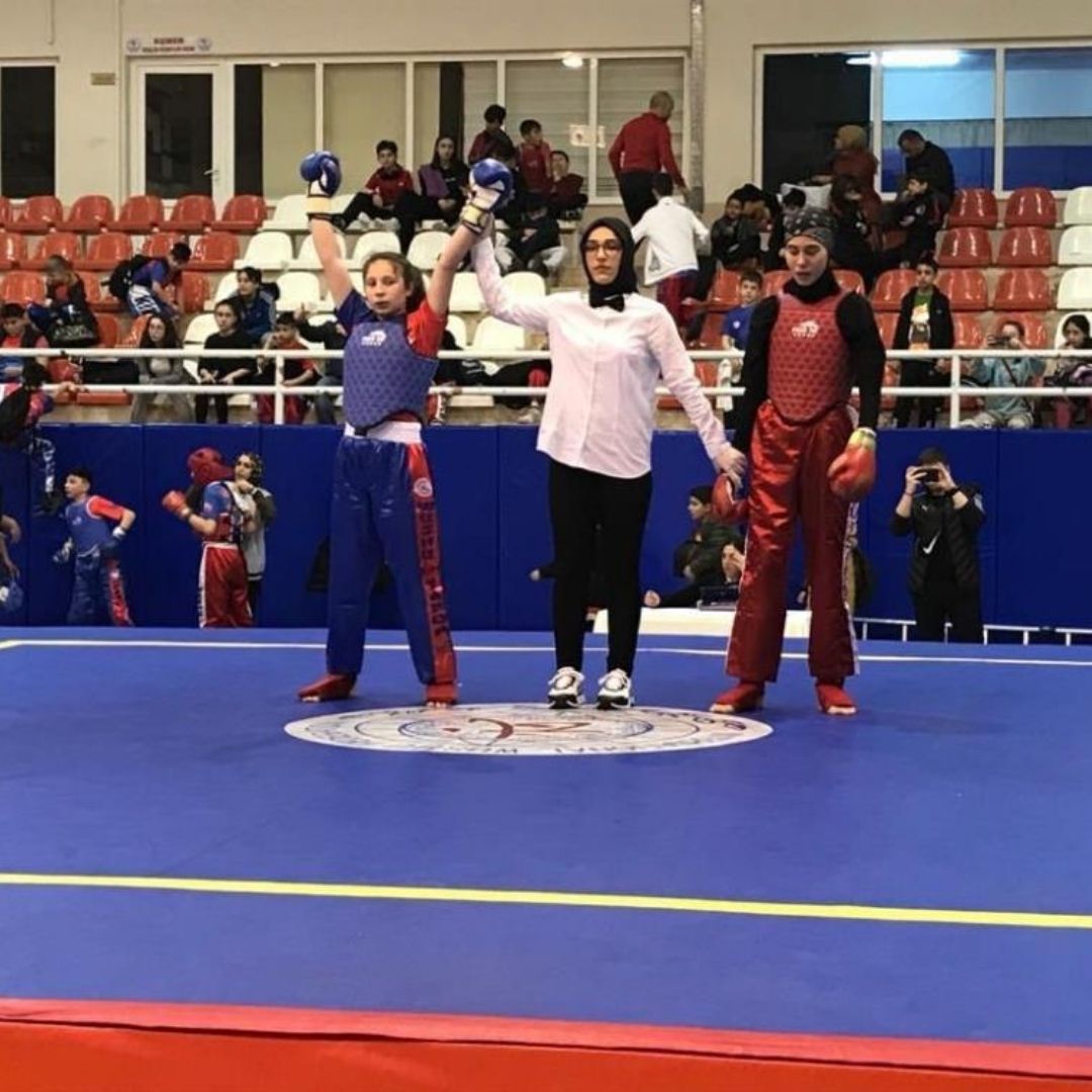 Kaynarcalı öğrenci Wushu Kung Fu Türkiye Şampiyonu oldu