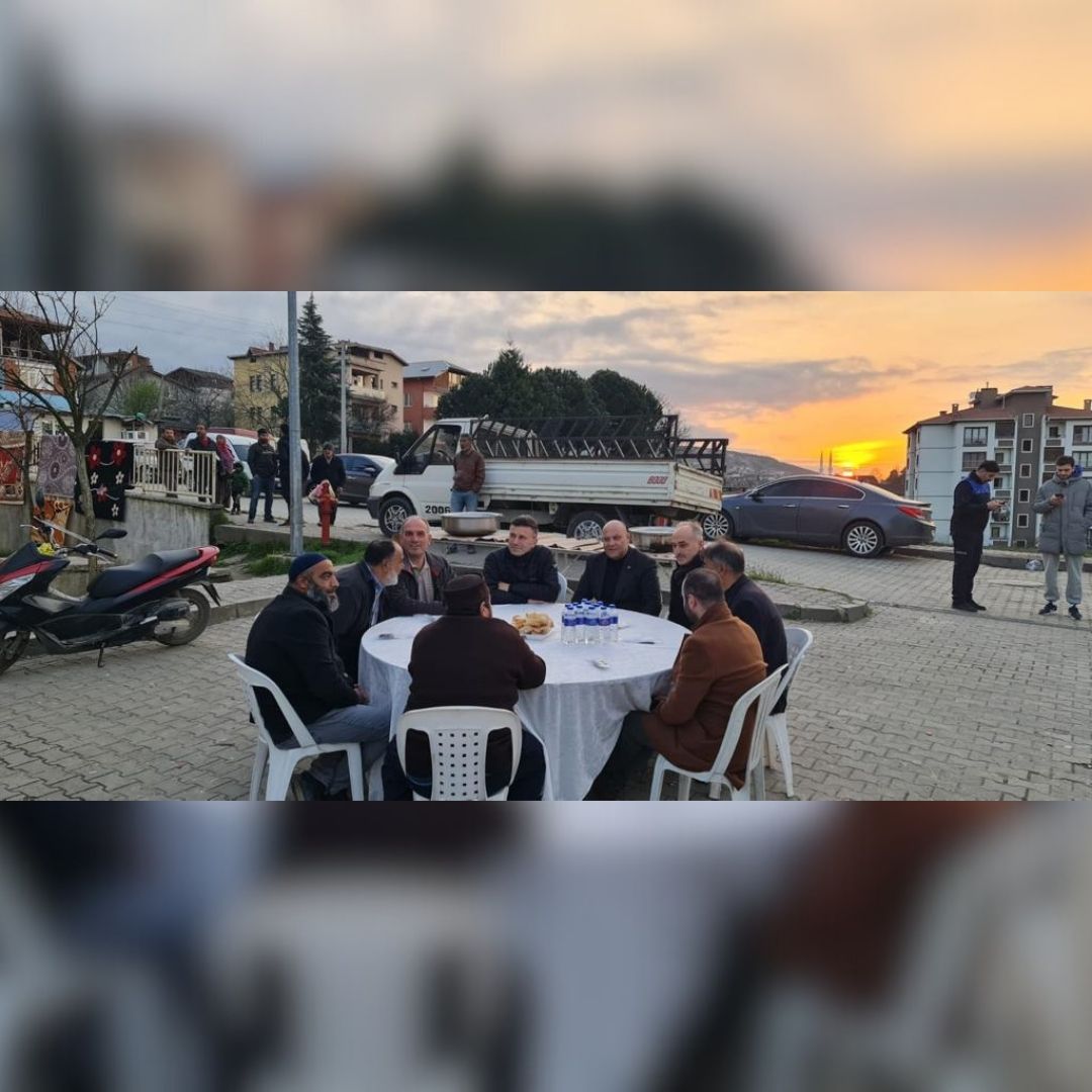 Sapanca’da Romanlar Gününde İftar