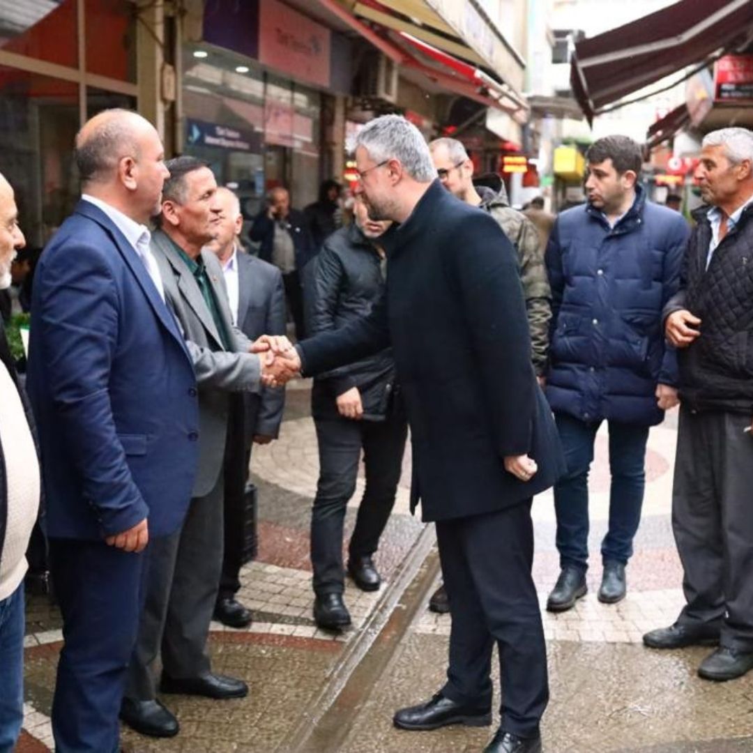 Akar çalışmalarına Geyve’de devam ediyor