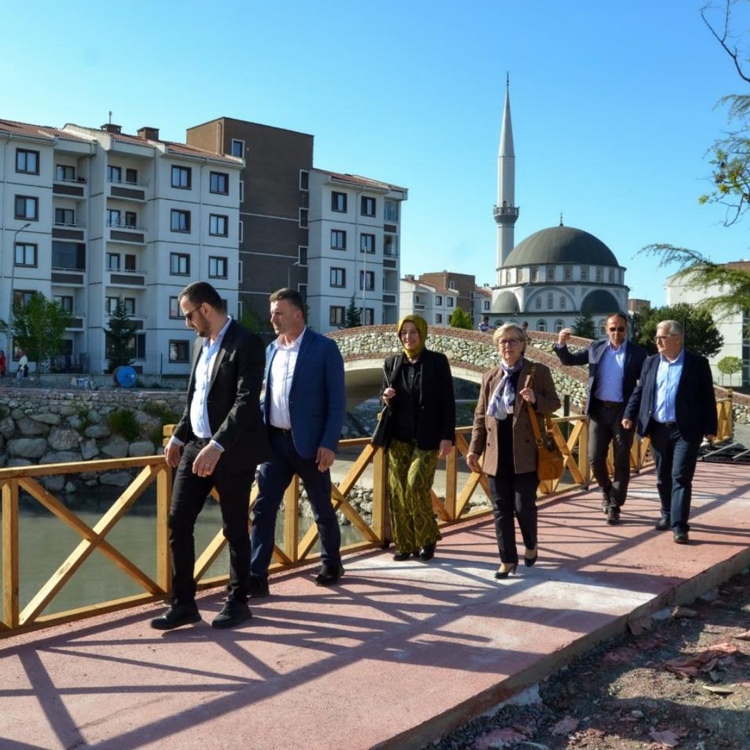 Başkan Özen ve Meclis Üyeleri İstanbuldere Rekreasyon Alanını Yerinde İncelediler