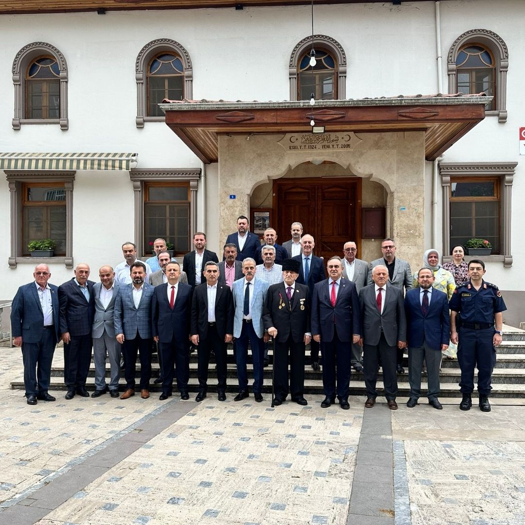 Hendek'te İlçe Protokolü Bayramlaştı