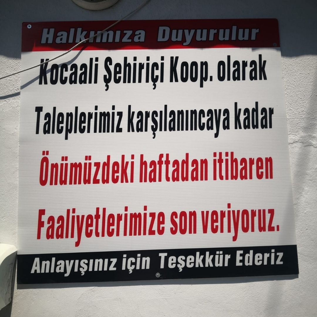 O’ ilçede şehir içi minibüsleri belediyeyi adres göstererek faaliyetlerini durdurdu