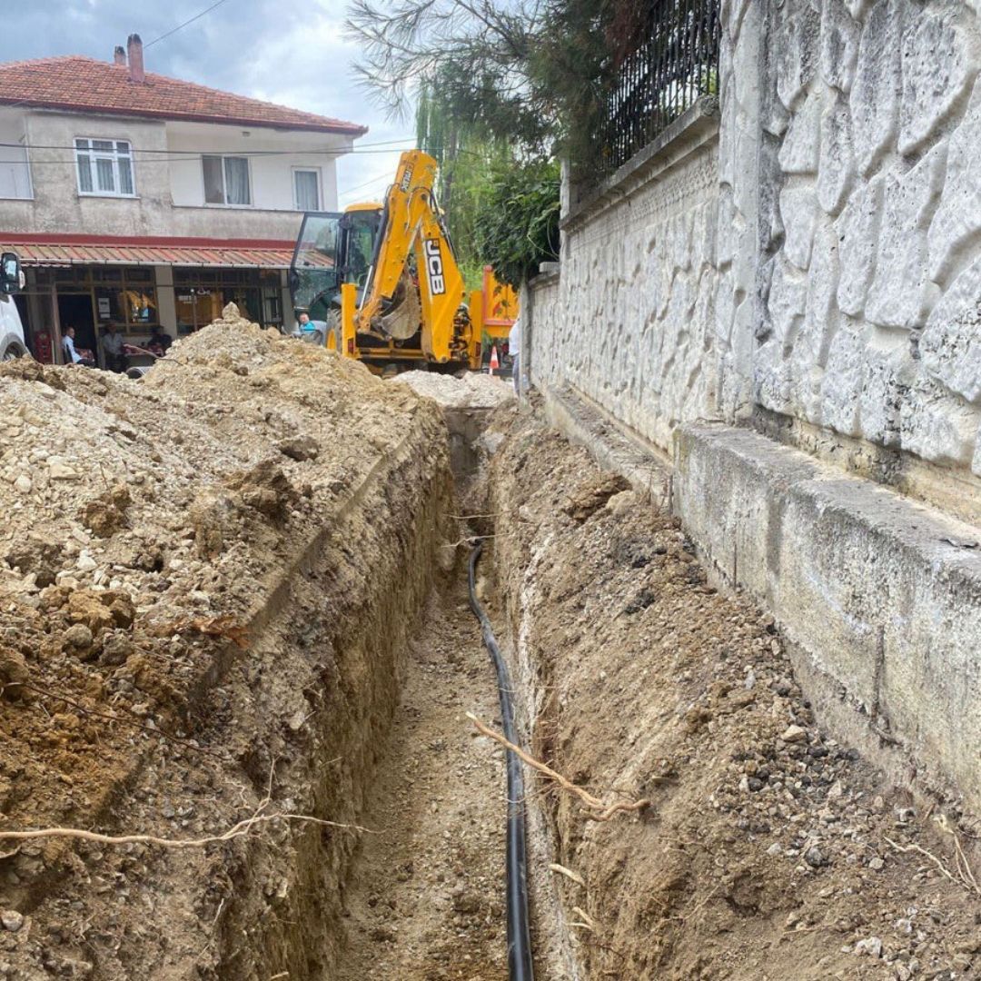 Büyükşehir Belediyesi altyapı hizmetlerini Ferizli ile buluşturdu