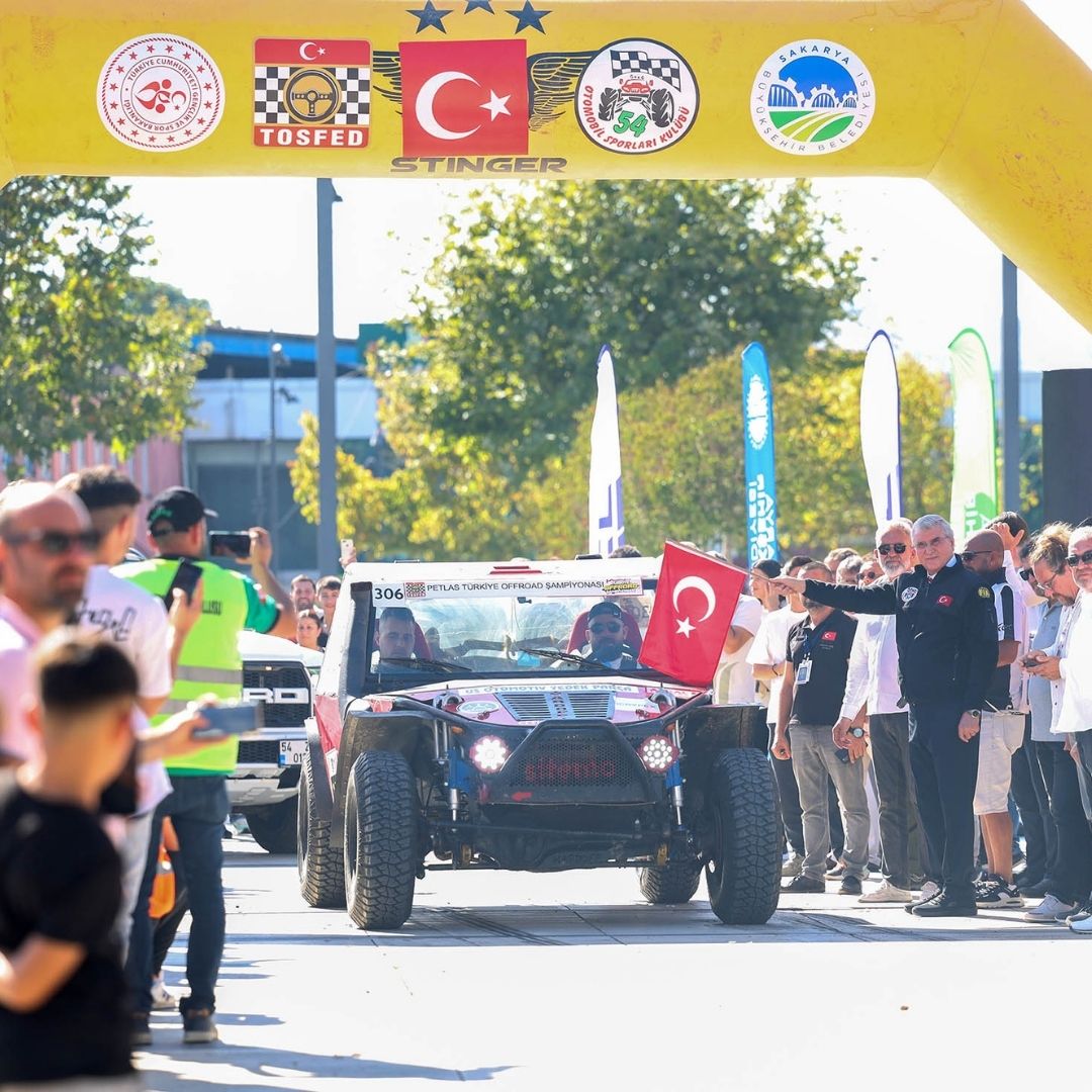 Startı Yüce verdi, nefes kesen heyecan başladı: Sakarya’da hafta sonu heyecan off-road ile tırmanaca