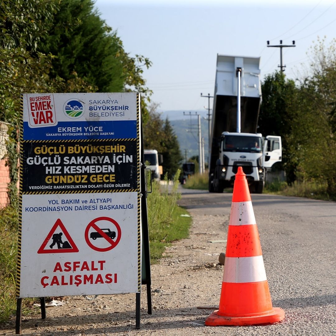 Arifiye’de iki mahallenin ulaşım ağı sil baştan