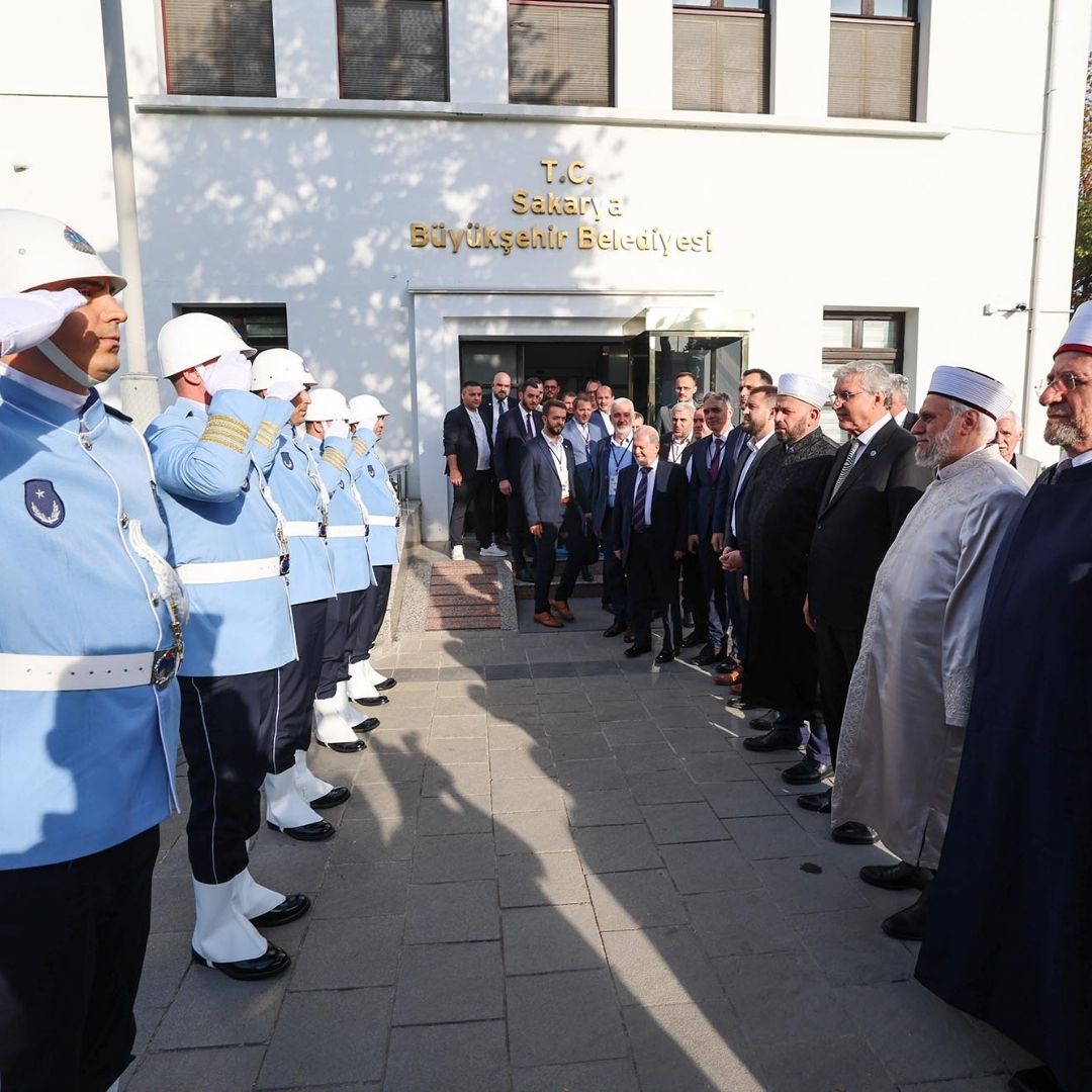 Sakarya Kosova’nın 2 şehriyle ‘kardeş’ oldu: “Kardeşliğin başkenti Sakarya’dan selam olsun…”