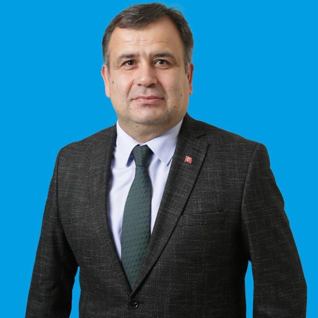 Necmettin Kırık Erenler Belediye başkanlığına aday adaylığı Başvurusunu yapacak