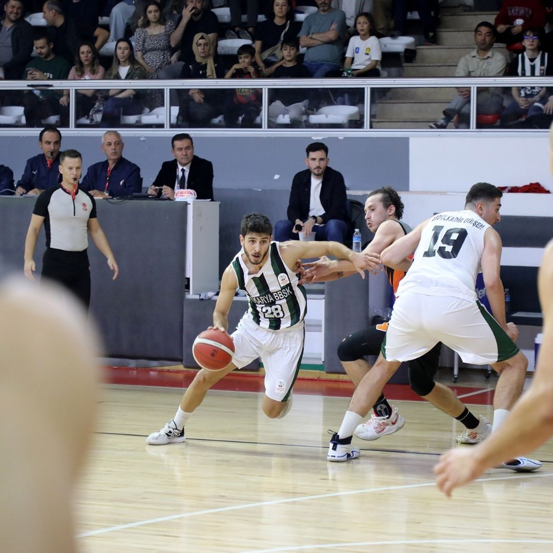 Büyükşehir basketbol evinde galibiyet için parkeye çıkıyor