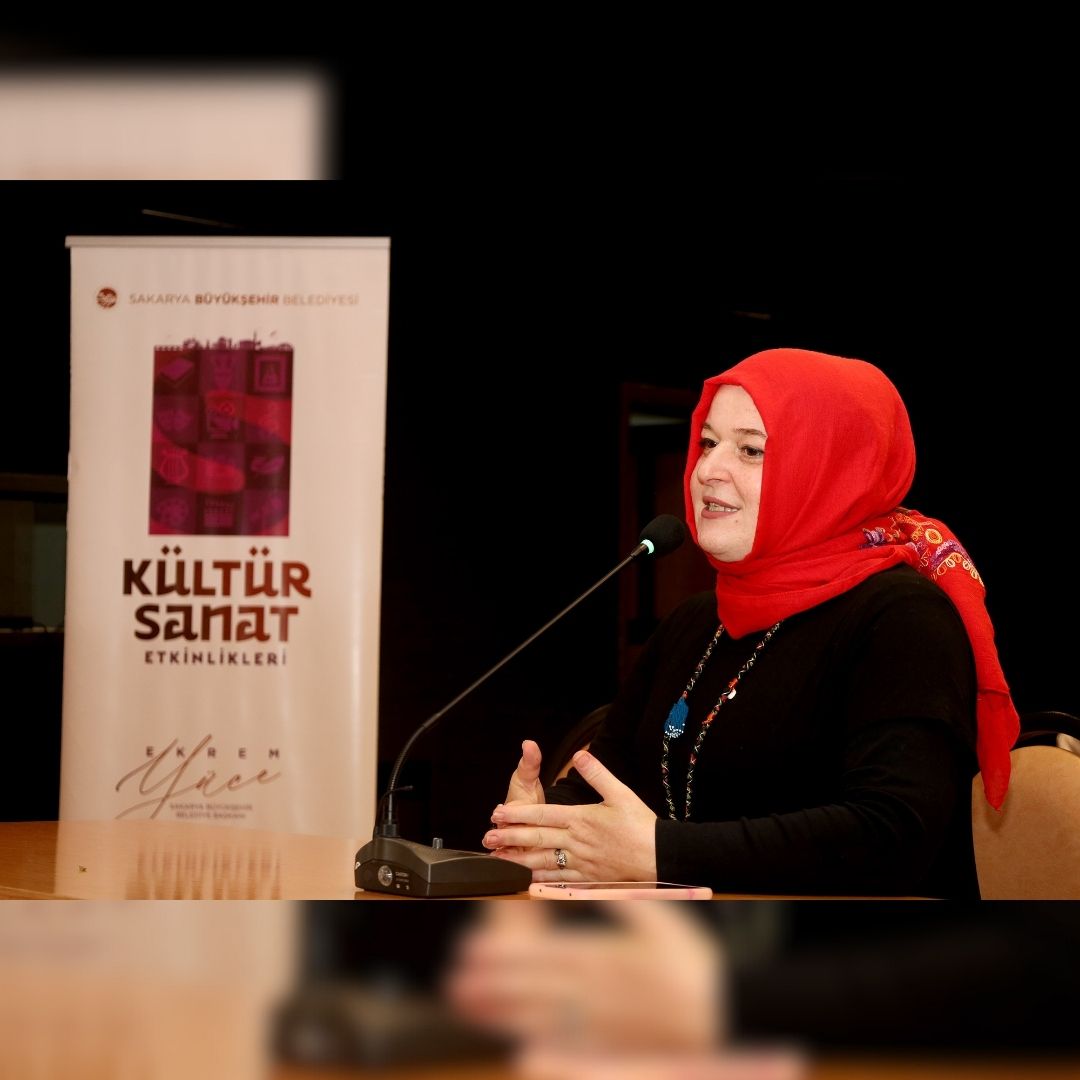 Sakaryalı yazar Zeynep Arkan anlattı: “Neden şiir yazıyorum?”