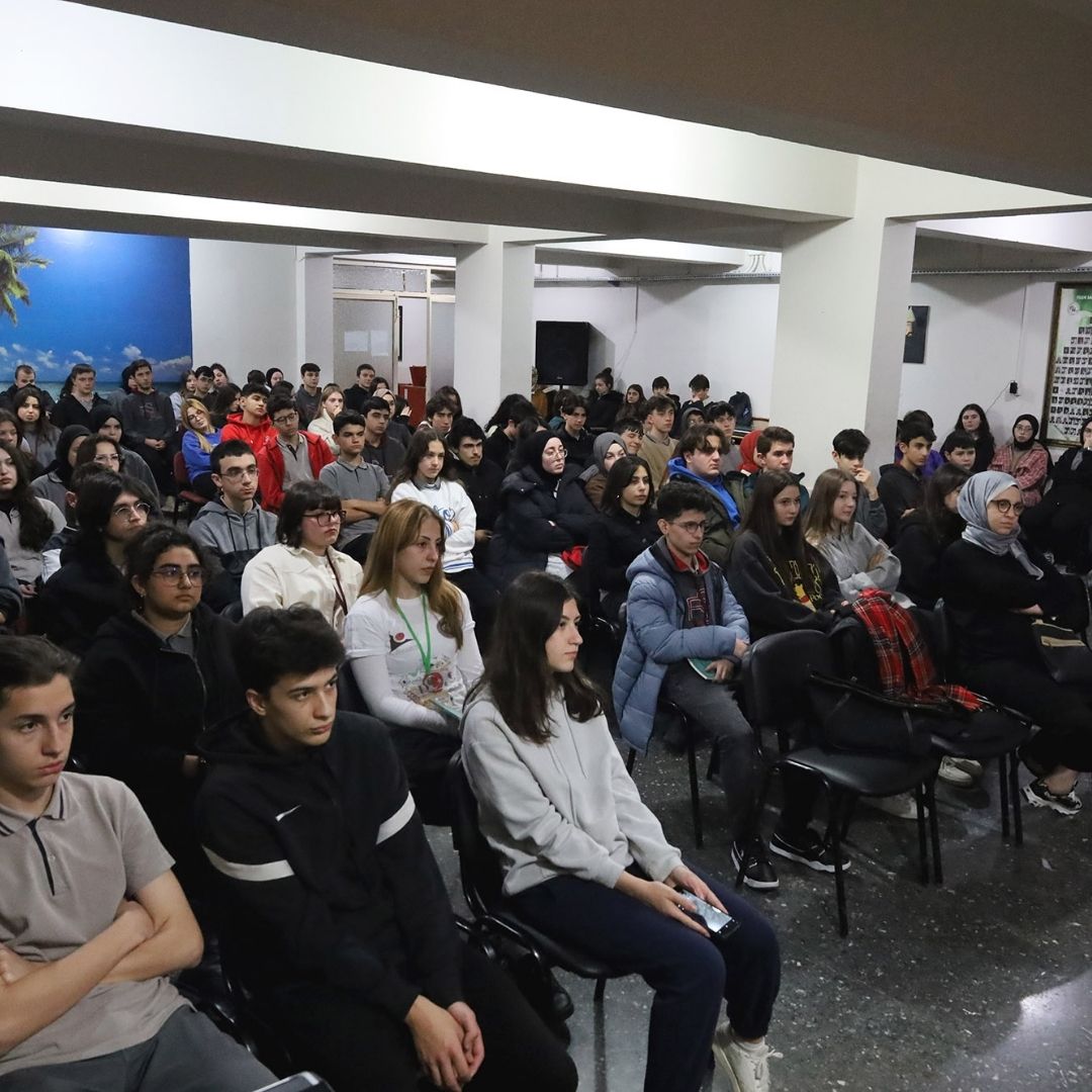 Sakarya’nın yetiştirdiği yazarlar okullarda öğrencilerle buluşuyor