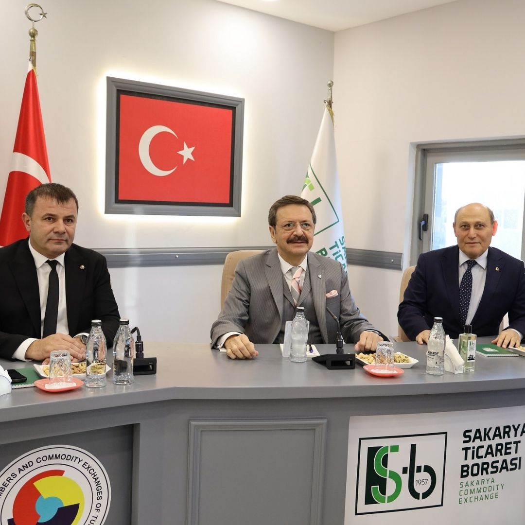 TOBB Başkanı M. Rifat Hisarcıklıoğlu, Sakarya Ticaret Borsası’nı ziyaret etti