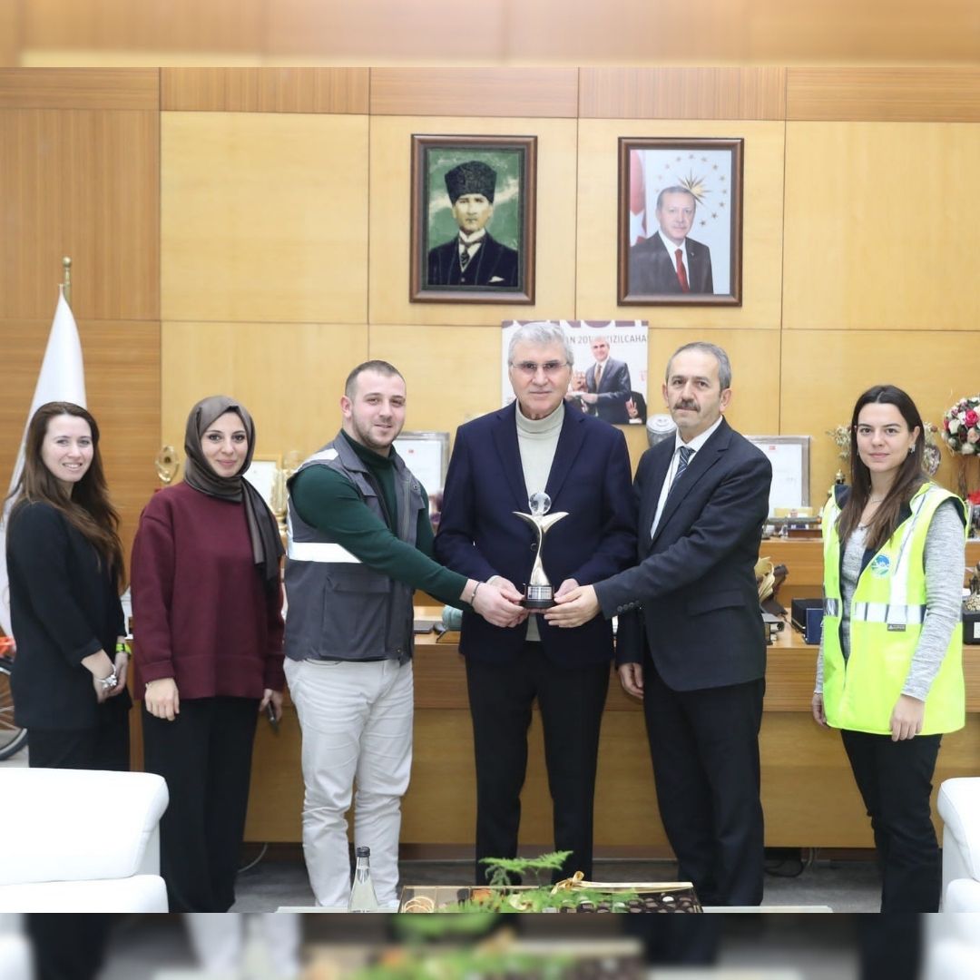 Sakarya’nın gurur günü Büyükşehir AB referanslı ödülün sahibi oldu