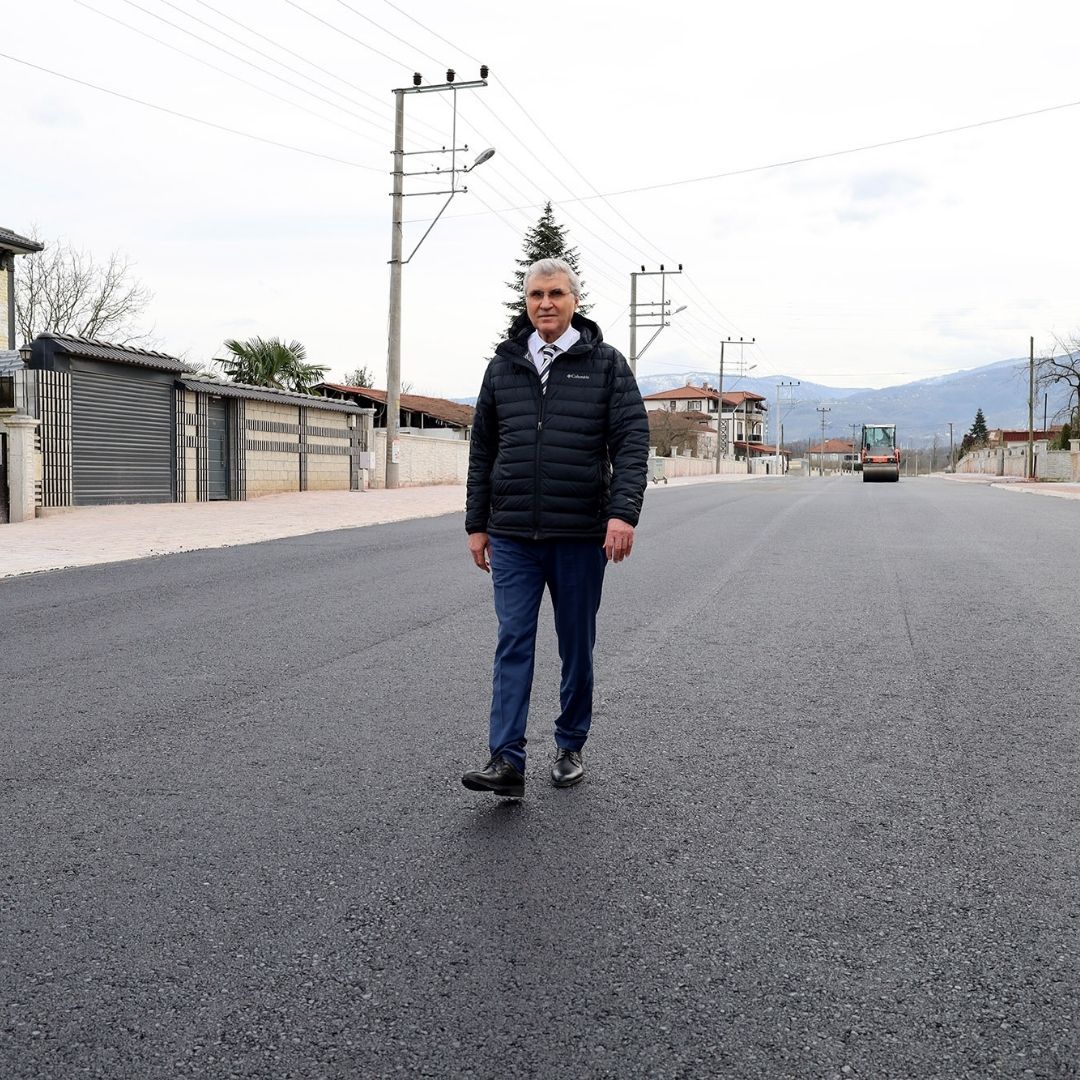 Başkan Ekrem Yüce Hocaköy’deydi: 3 buçuk kilometrelik hat sil baştan
