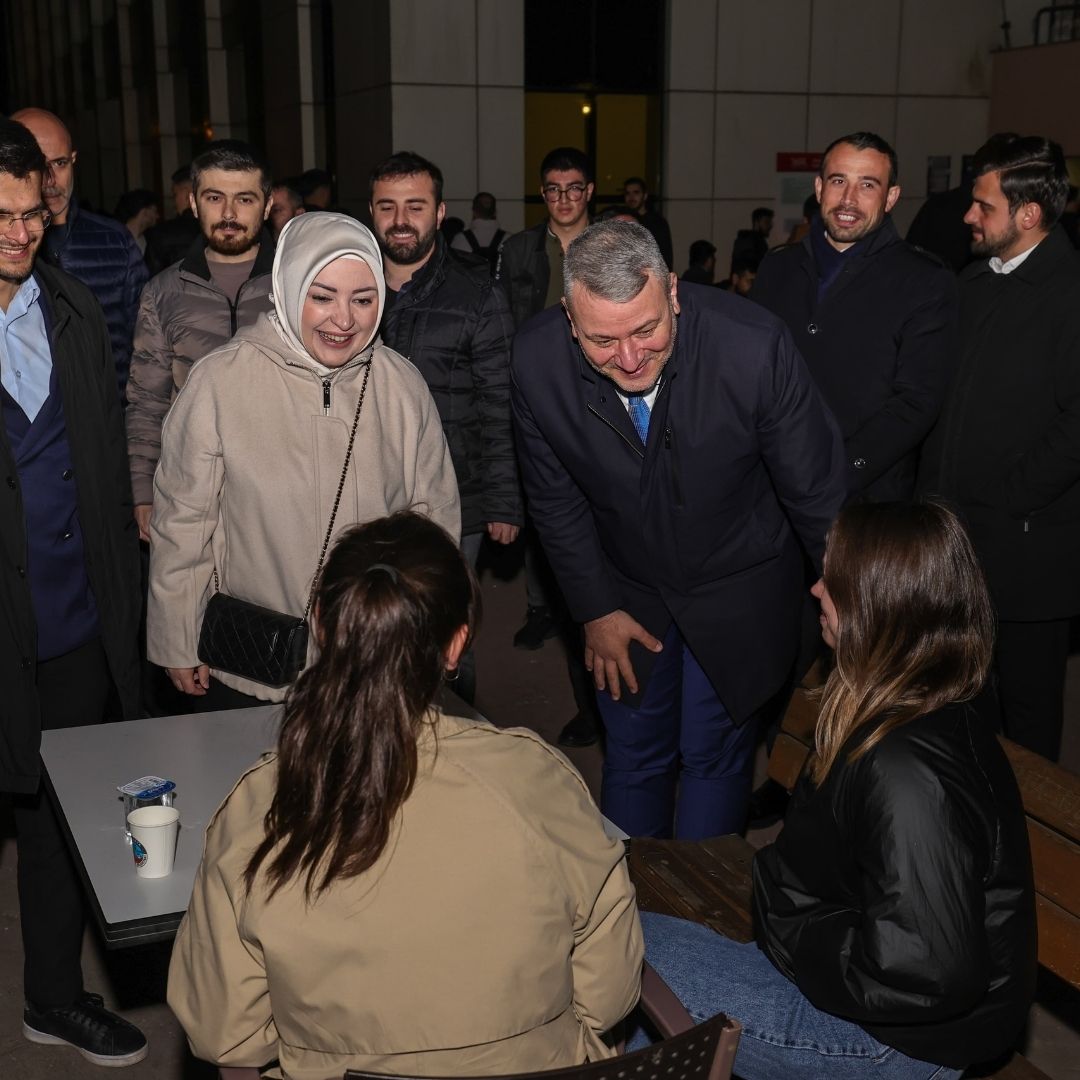Başkan Adayı Osman Çelik, SAÜ’lü Gençlerle İftarda Buluştu