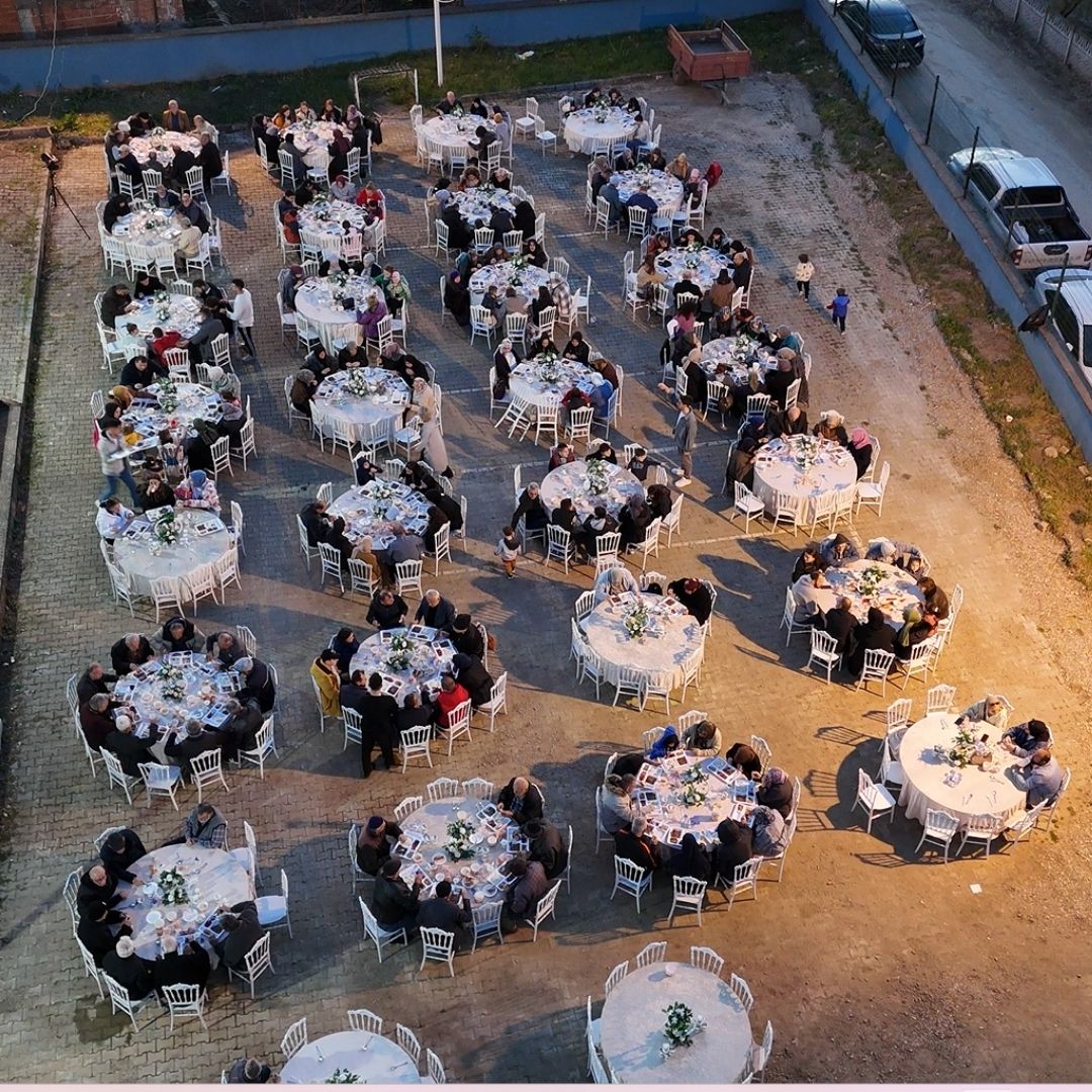 Kışlaçay Sevdası Derneği geleneksel iftar yemeği düzenledi