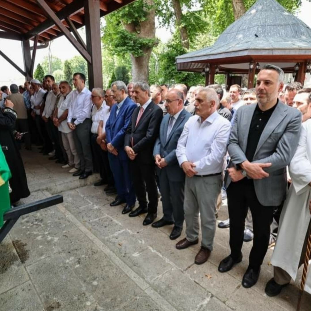 Mehmet İnci, dualar eşliğinde son yolculuğuna uğurlandı