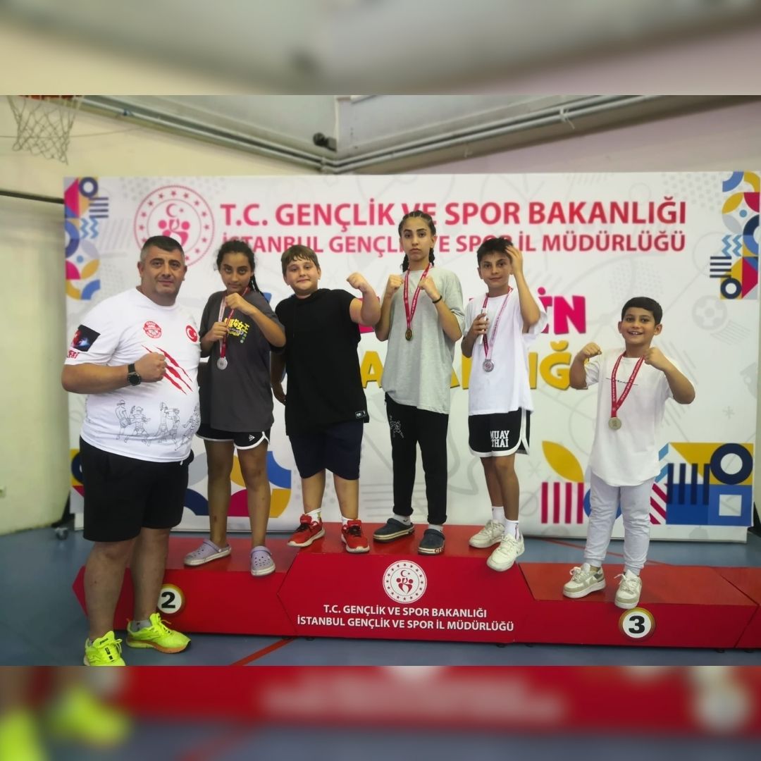 Hendek Şampiyonlar Fıght Spor Kulübü İstanbul'u da boş geçmedi