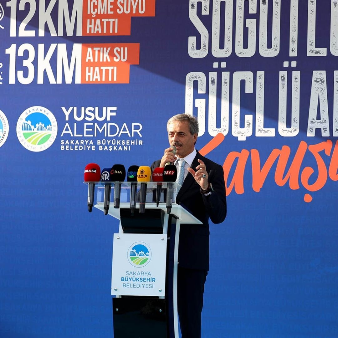 “180 milyon TL’lik altyapı yatırımı Söğütlü’ye hayırlı olsun”