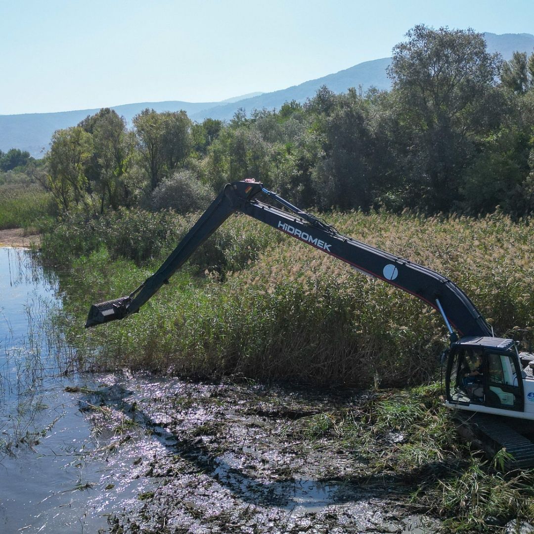 Sapanca Gölü’nü koruyacak çalışmalara bir yenisi daha eklendi: Göl havzası Büyükşehir’e emanet