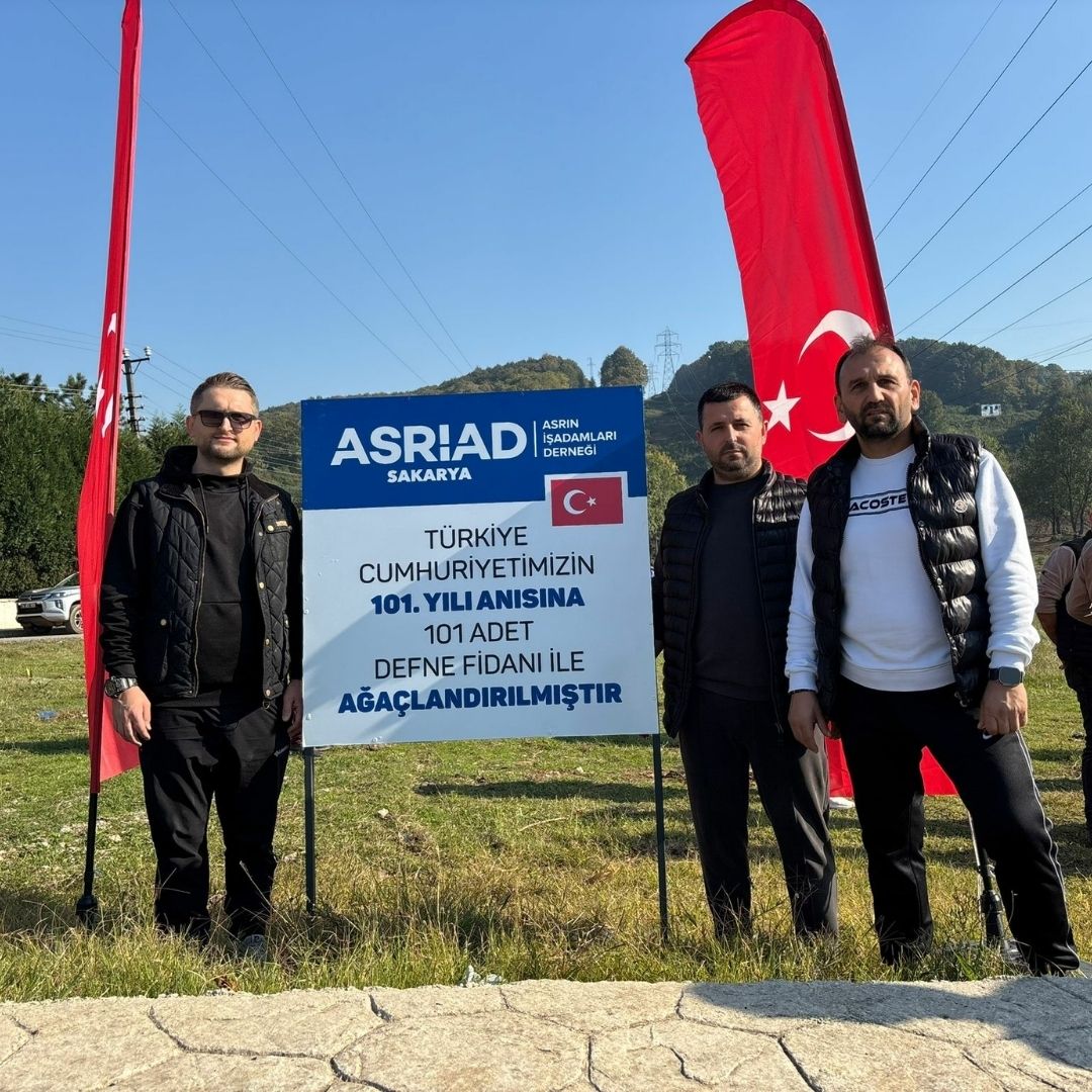 Asriad Sakarya 101. Yıla özel 101 adet Defne Fidanı Dikimi gerçekleştirdi