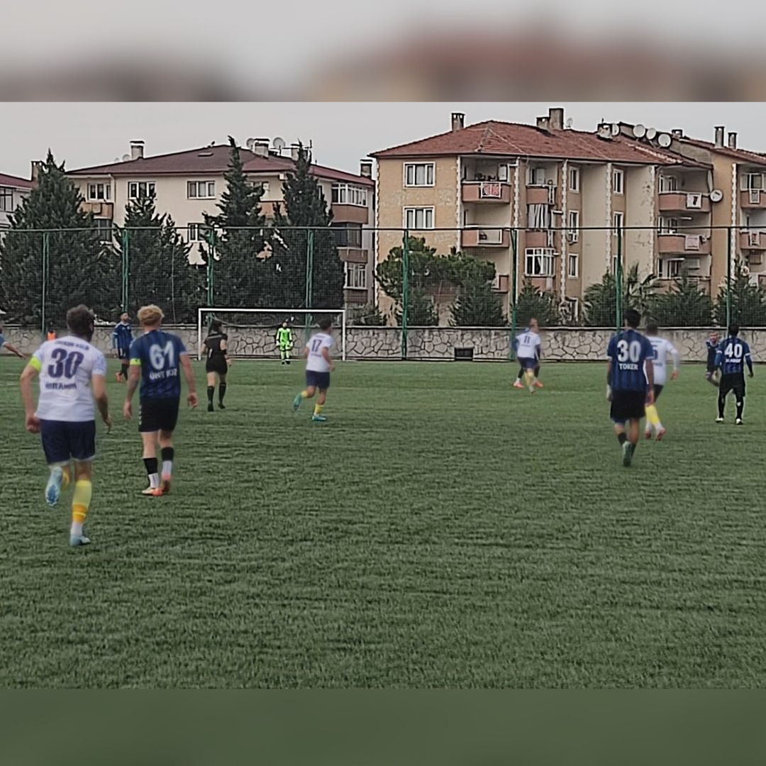 Hendekspor deplasmandan berabere döndü