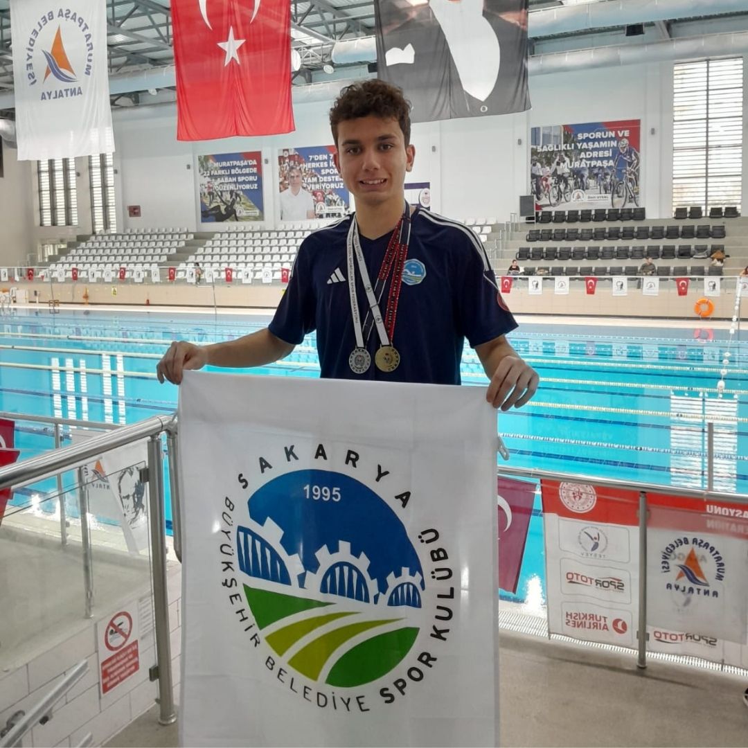 Sakarya’nın altın sporcusu Selim Antalya’daki şampiyonaya damga vurdu