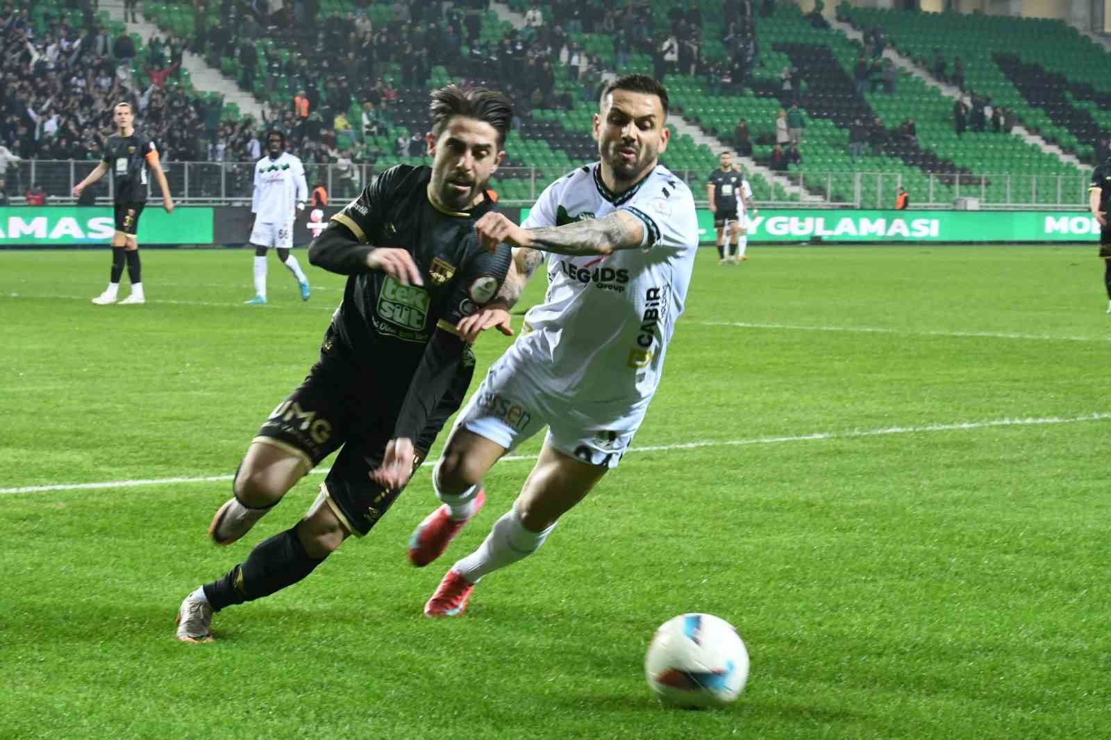 Trendyol 1. Lig: Sakaryaspor: 2 - Bandırmaspor: 2