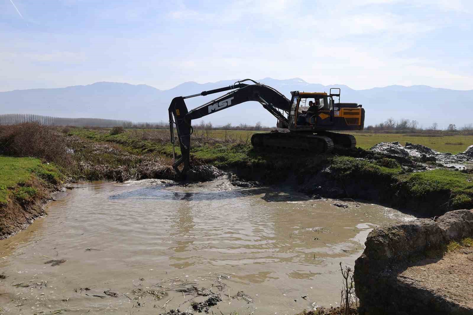 Hendek’te çiftçiye nefes olan çalışma
