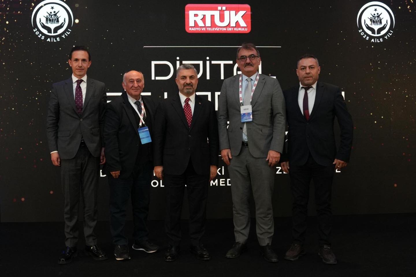 “Güçlü Medya, Bilinçli Toplum Zirvesi” Başarıyla Gerçekleştirildi