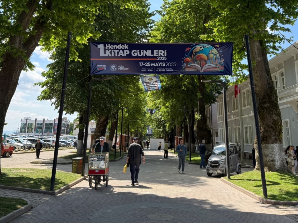 KİTAPSEVERLERE MÜJDE: HENDEK KİTAP GÜNLERİ BAŞLIYOR