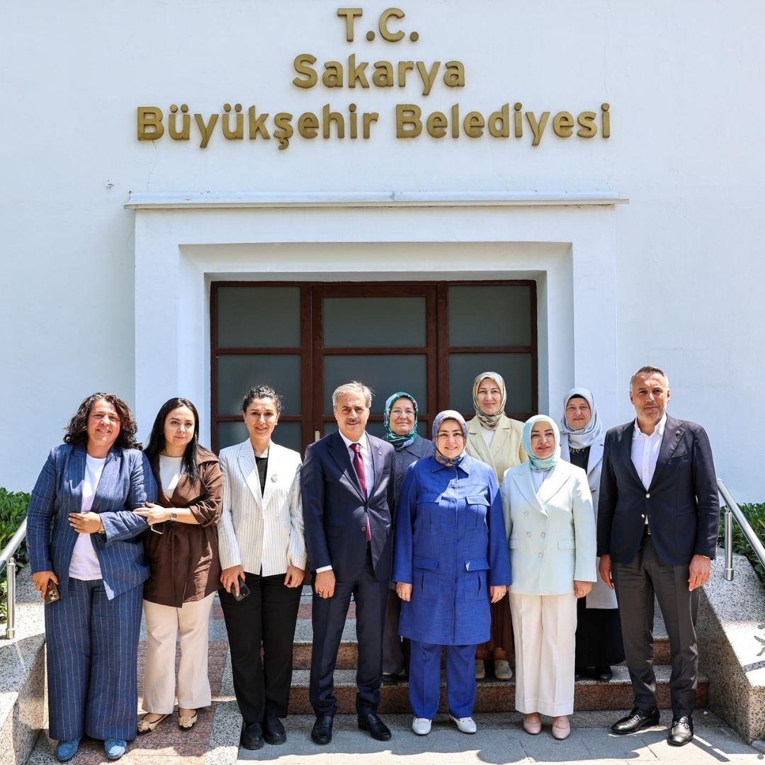 Kadınlar güçlü Türkiye hedeflerinin en önemli yapı taşıdır
