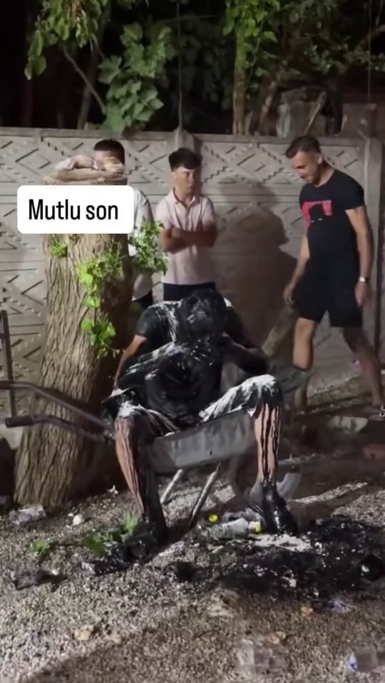 Gelenek değil, eziyet: Damadın üstüne motor yağı döktüler