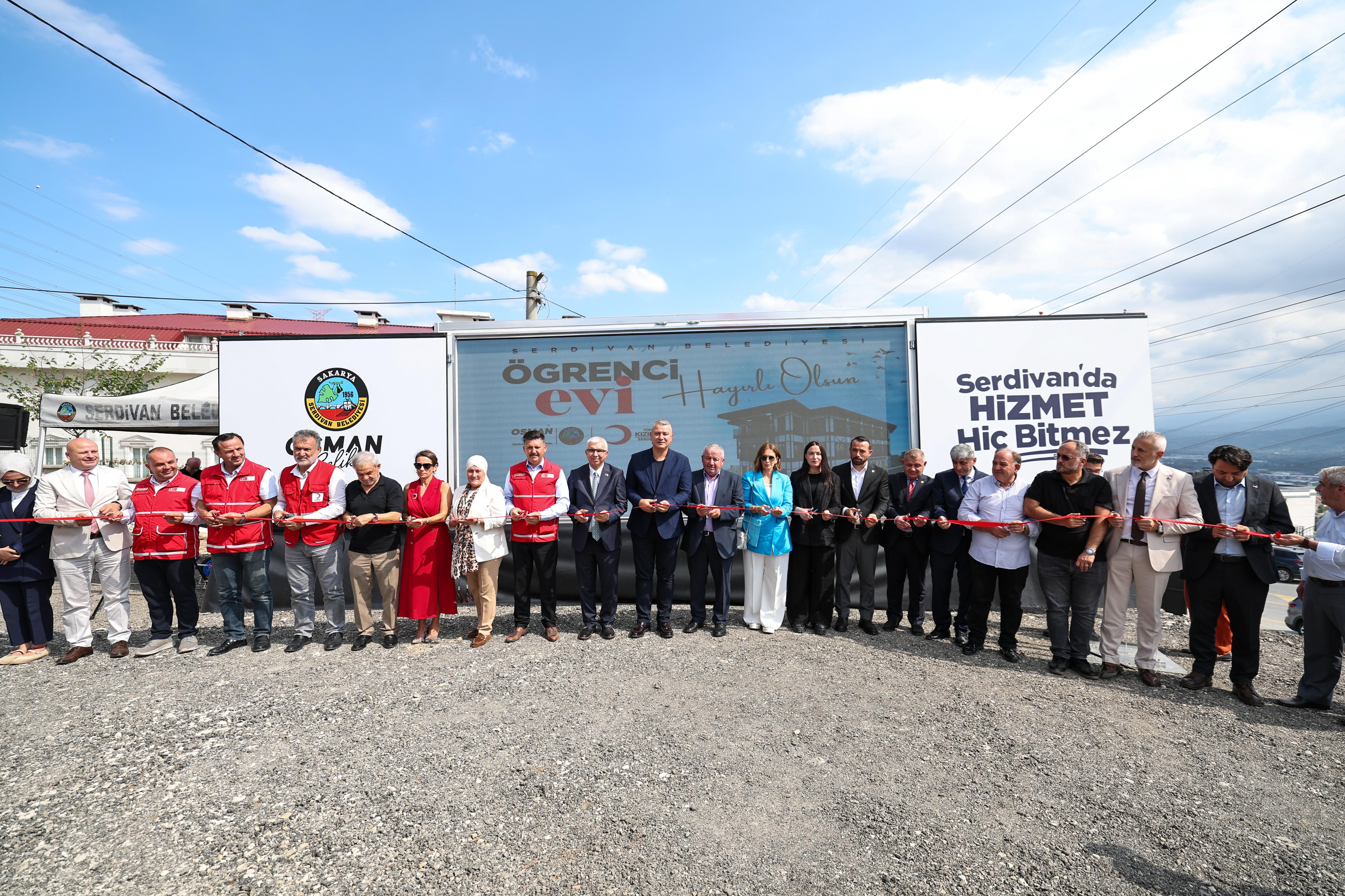 Serdivan’da Kızılay İş Birliğiyle Öğrenci Evi’nin Temeli Atıldı