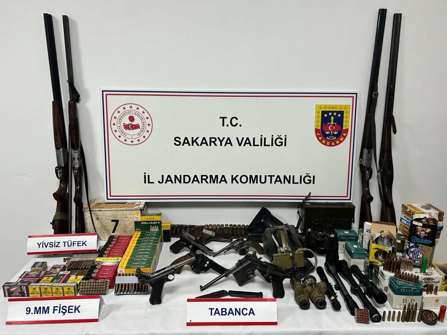 Ev değil cephanelik: 60 yaşındaki şahıs tutuklandı